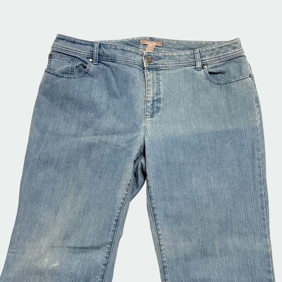 Chicos Jeans Size 3 14-16 Straight Leg Denim Regular Blue Light Wash - Picture 4 of 9